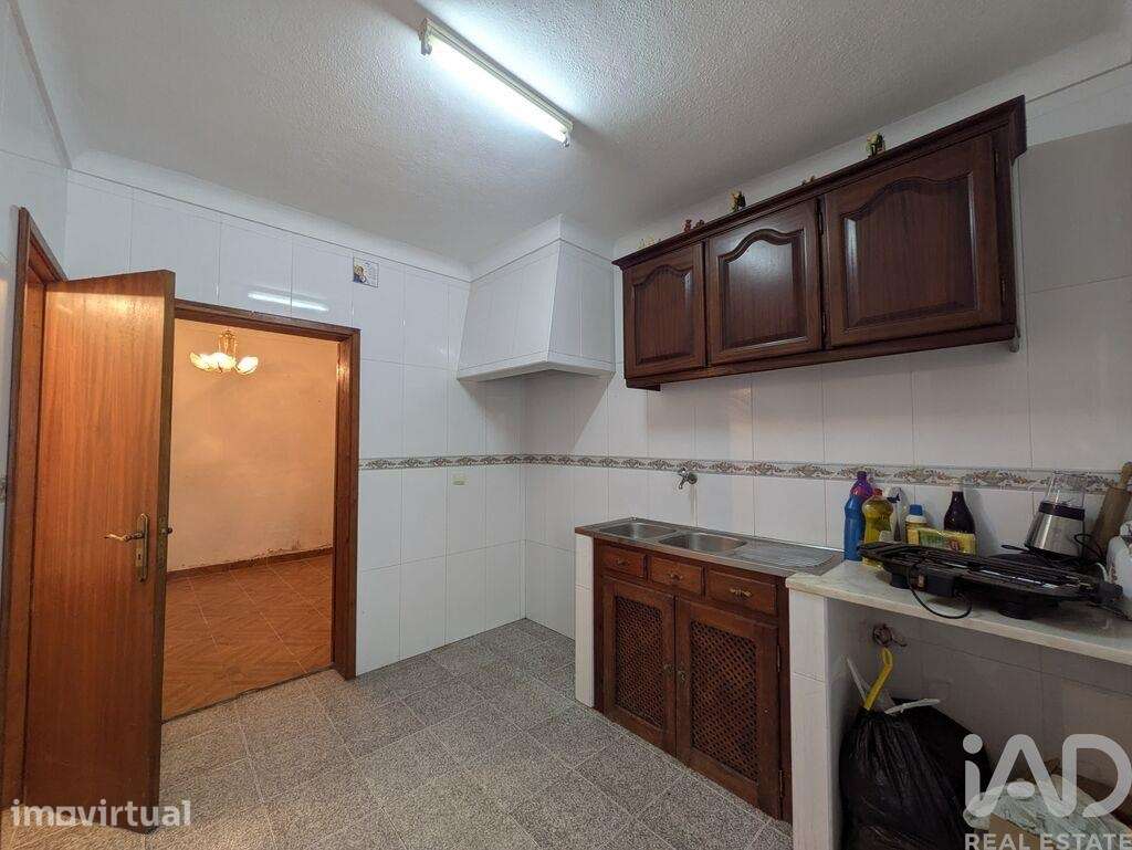 Moradia em gaveto T3 em Ciladas de 105 m2 - Grande imagem: 2/28