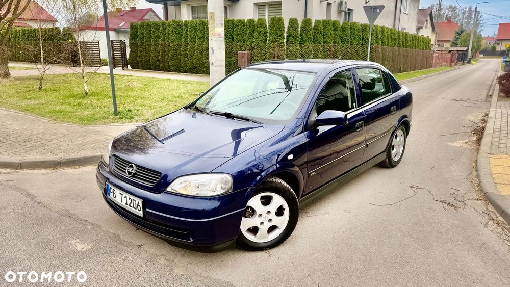 Opel Astra - 2