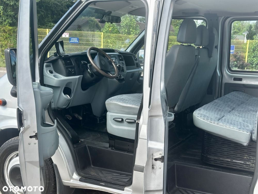 Ford Transit - 12