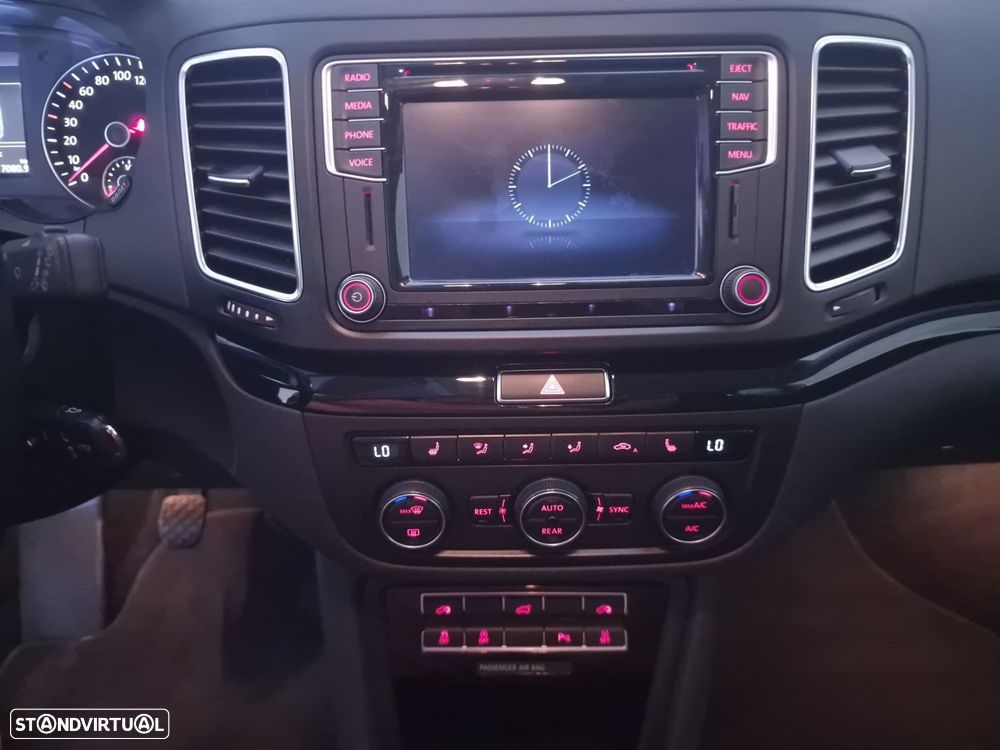 VW Sharan 2.0 TDI Blue Highline - 29