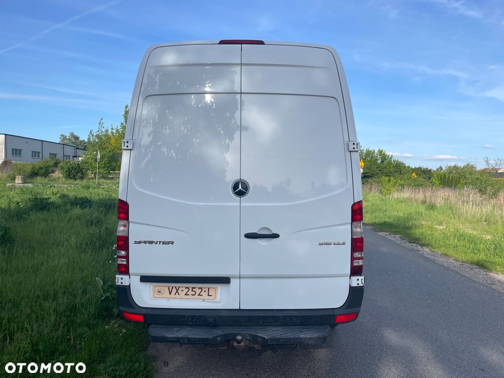 Mercedes-Benz SPRINTER - 7