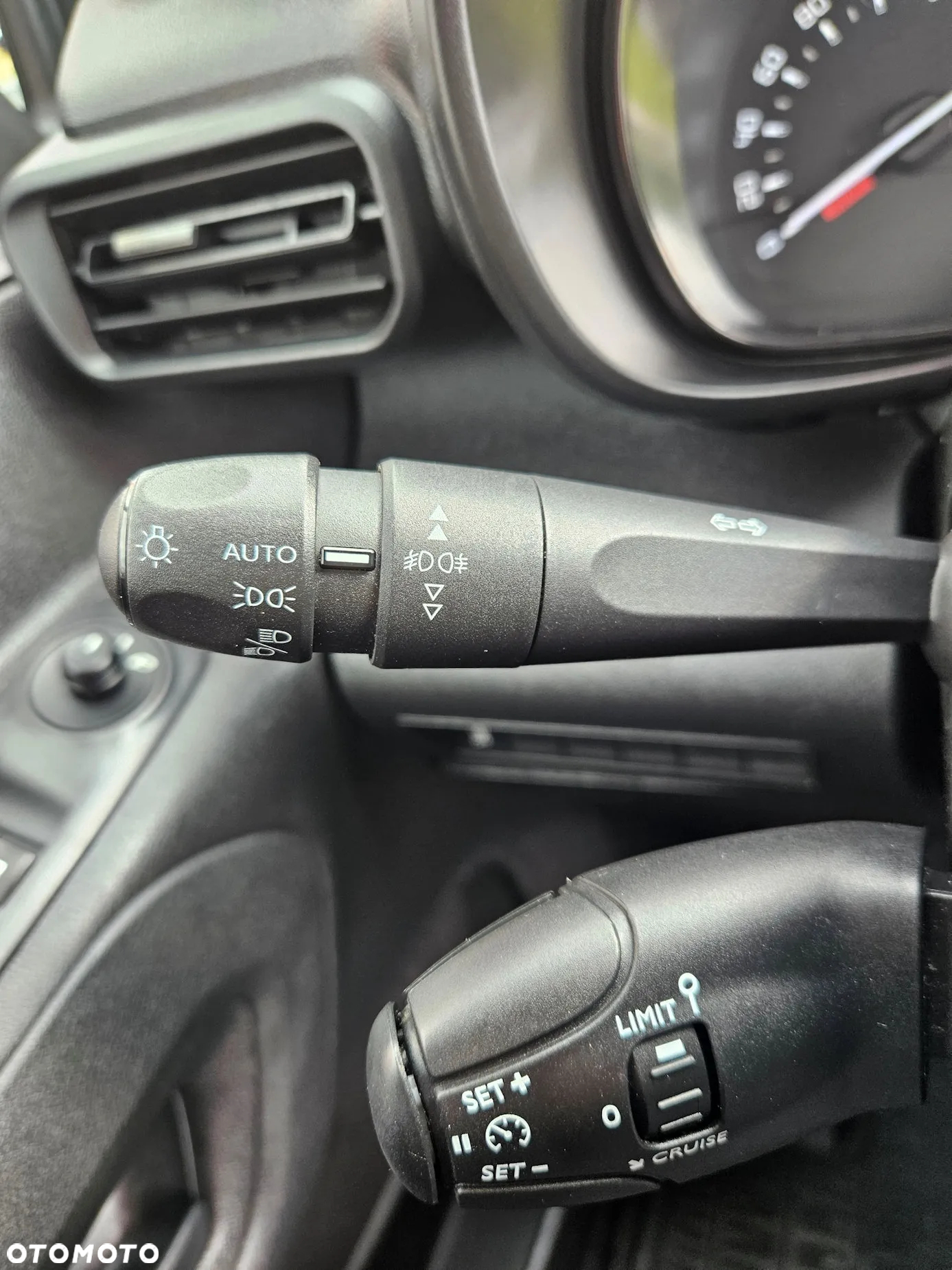 Citroën Berlingo 1.5HDI 102KM - 10