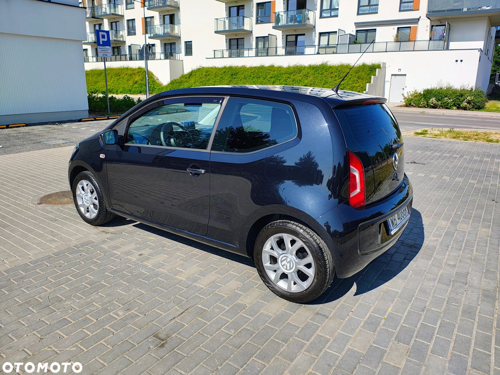 Volkswagen up! 1.0 black - 1