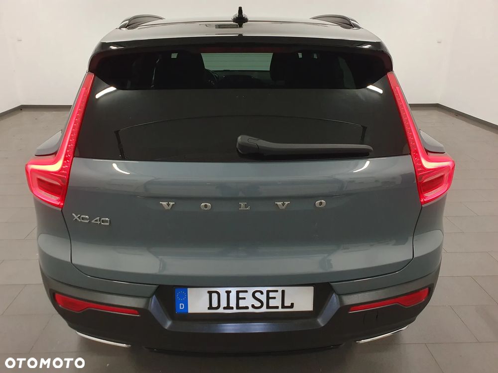 Volvo XC 40 D3 AWD R-Design - 36