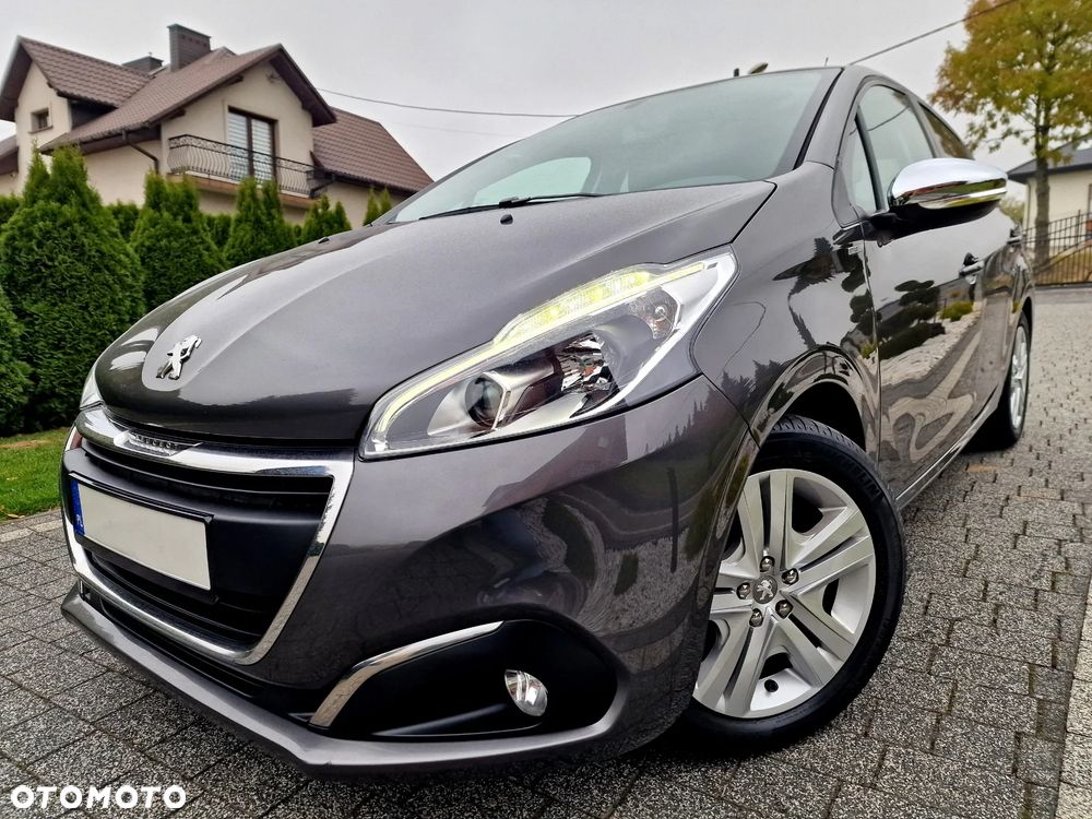 Peugeot 208 2018 photo 2
