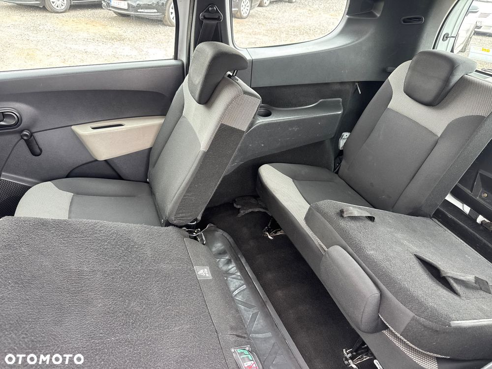 Dacia Lodgy 1.6 SCe Ambiance S&S - 21
