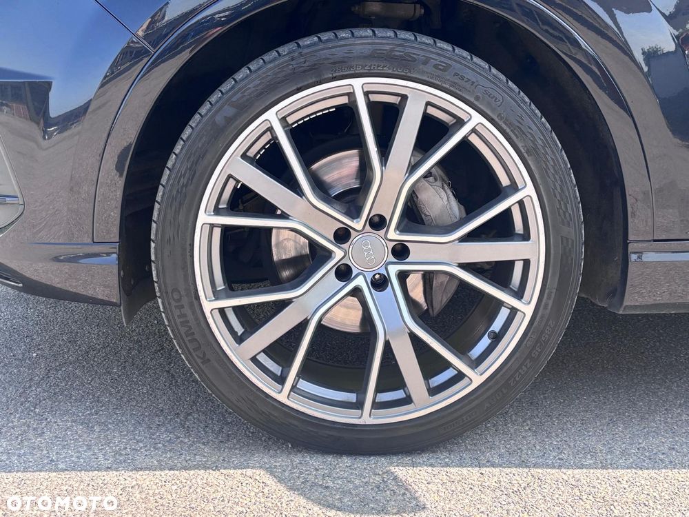 Audi Q7 - 12