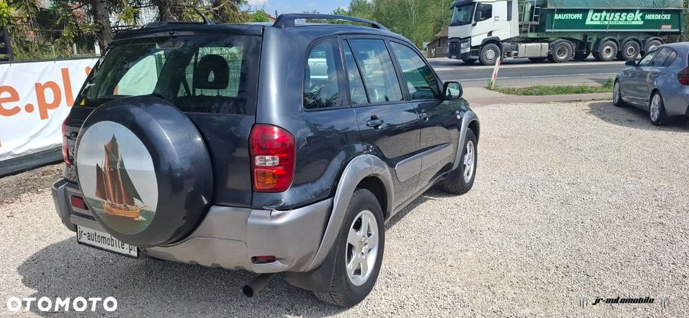 Toyota RAV4 D-4D 4x4 Sol - 8