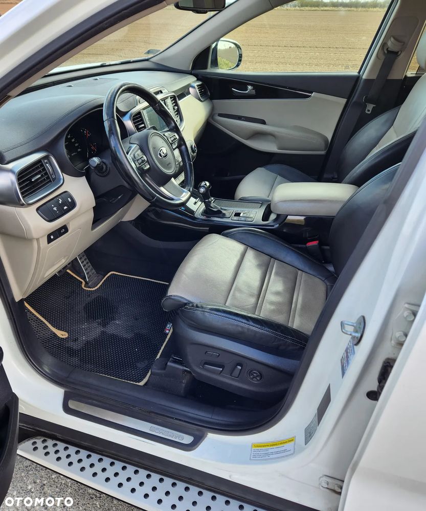 Kia Sorento 2.0 CRDI Business Line Plus - 7