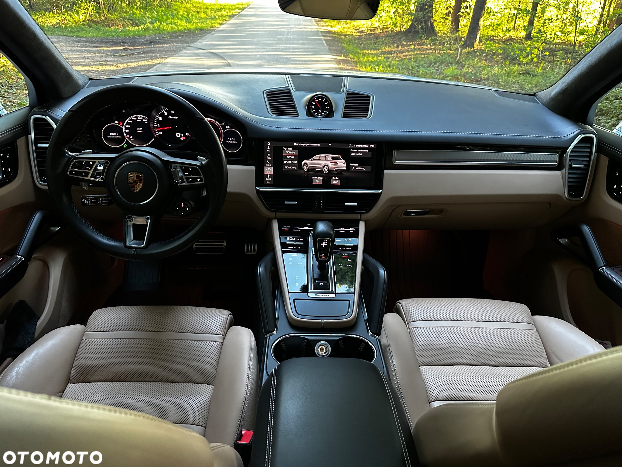 Porsche Cayenne Turbo - 13