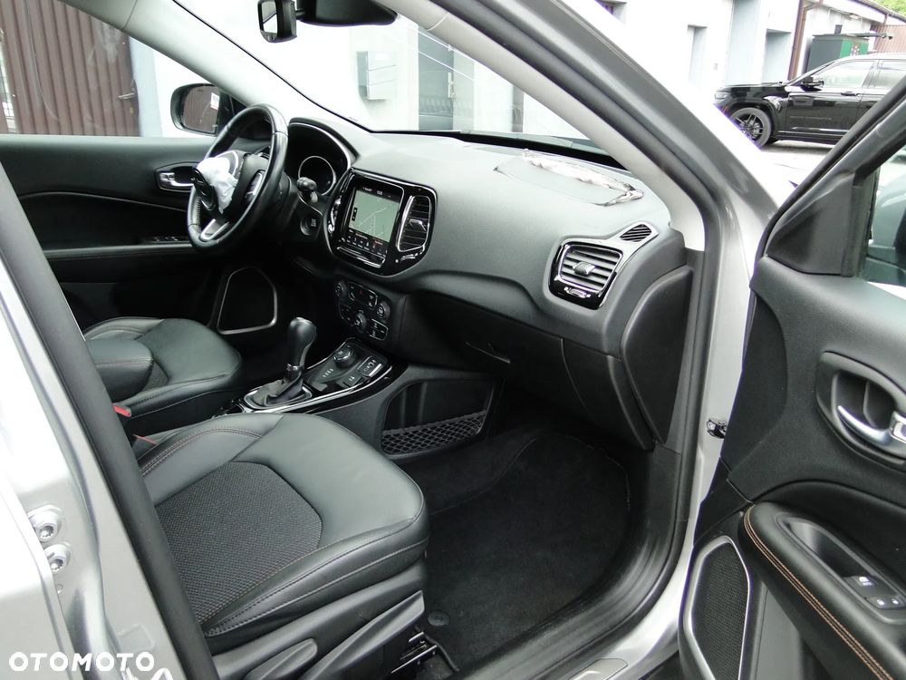 Jeep Compass 1.4 TMair Limited 4WD S&S - 19
