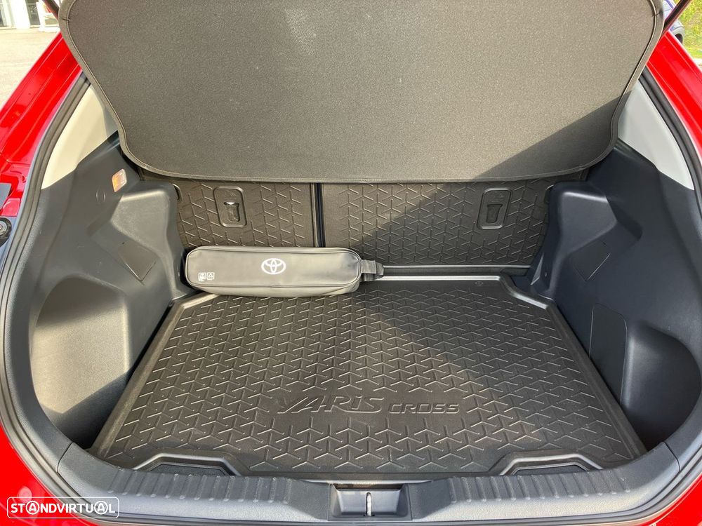 Toyota Yaris Cross 1.5 HDF Comfort Plus - 10