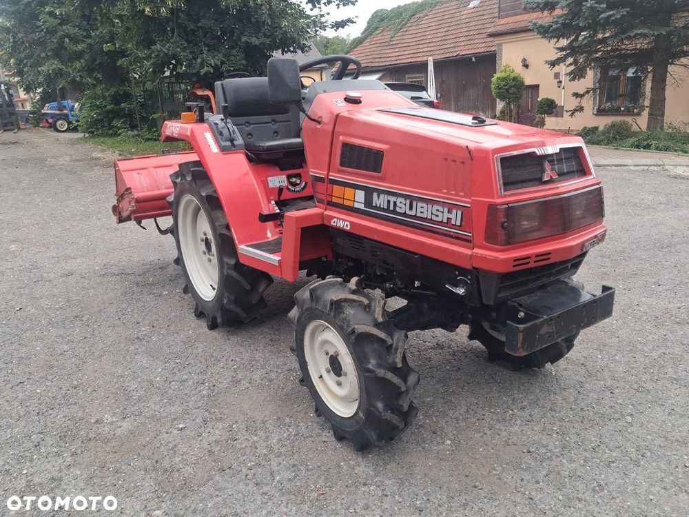 Mitsubishi Mt16 - 5