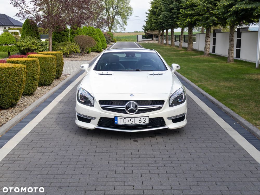 Mercedes-Benz SL 63 AMG - 2