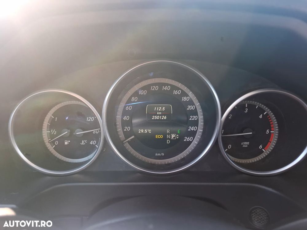 Mercedes-Benz E 200 CDI 7G-TRONIC - 27