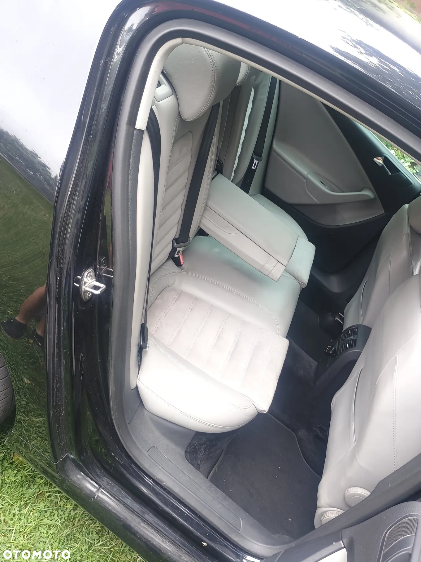 Volkswagen Passat 3.2 V6 FSI 4Mot Comfortline DSG - 17