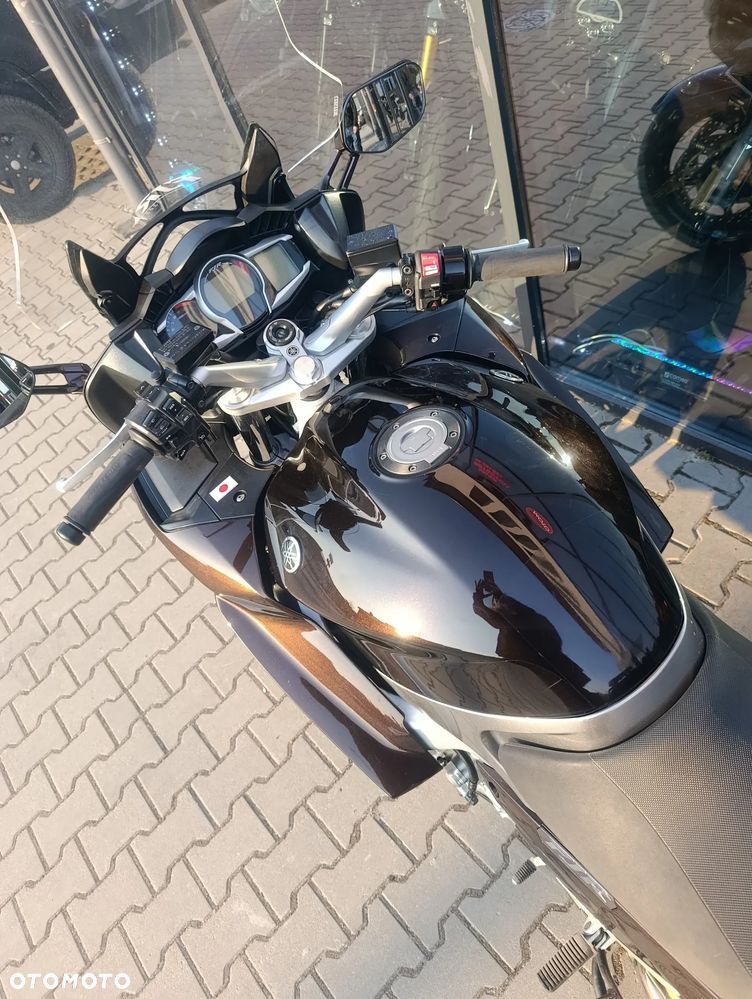 Yamaha FJR - 4