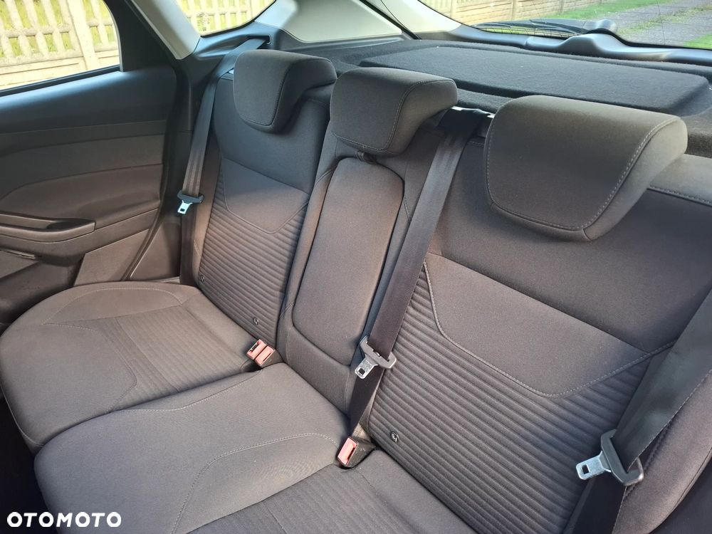 Ford Focus 1.5 EcoBlue Start-Stopp-System TITANIUM - 23