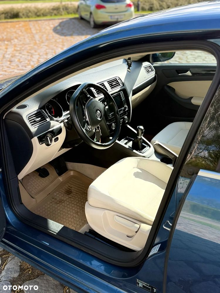 Volkswagen Jetta 1.4 TSI BMT Highline - 8