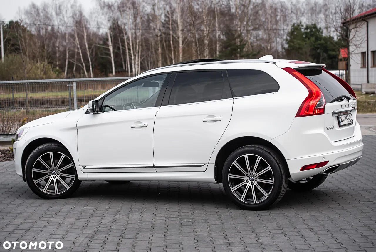 Volvo XC 60 D5 AWD Summum - 10