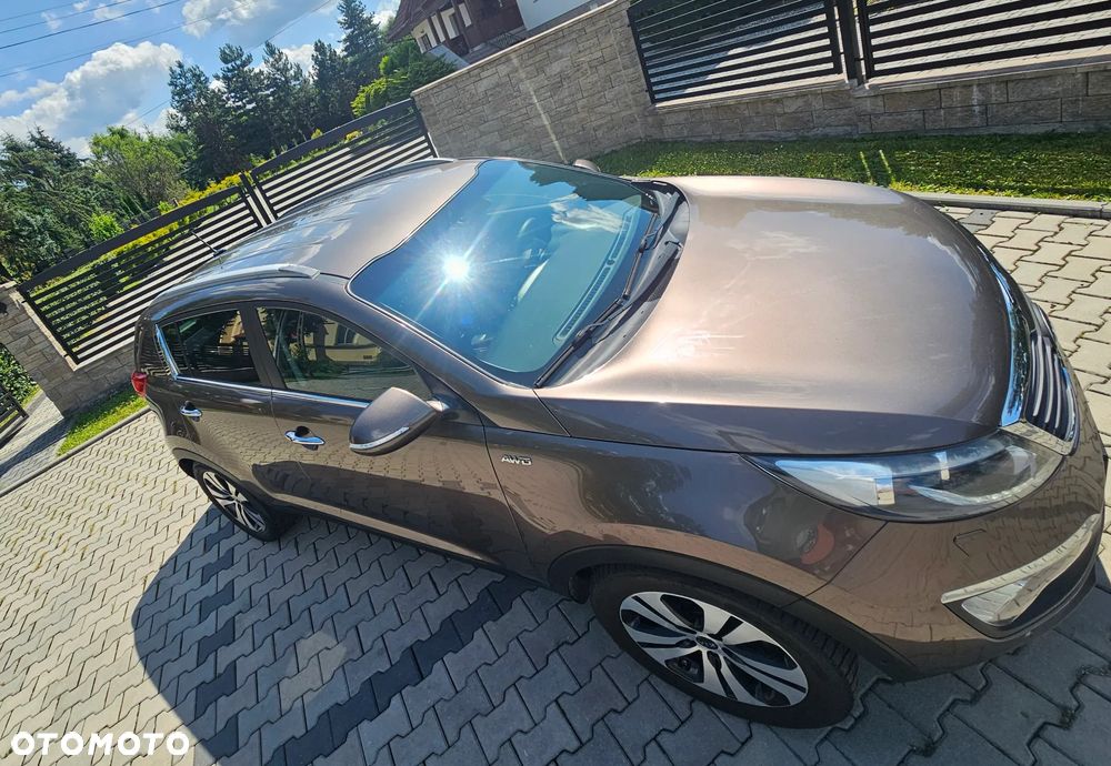 Kia Sportage 2.0 CRDI M AWD - 12