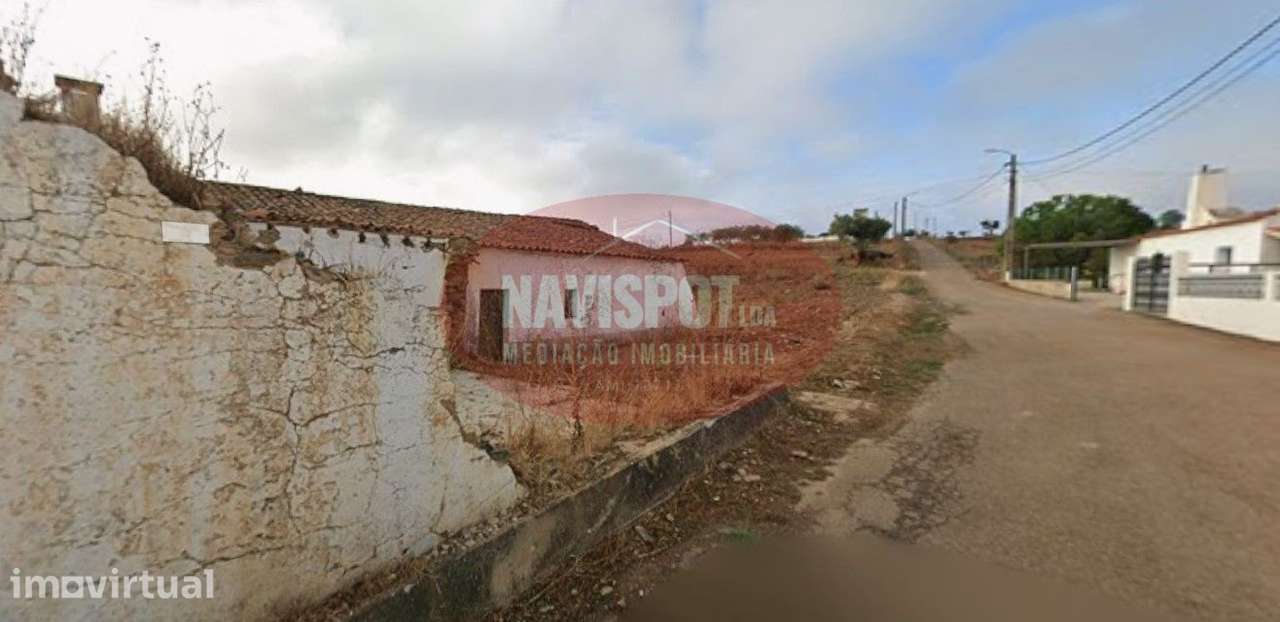 Ruina para recuperação em Casas Novas de Mares - Grande imagem: 4/7