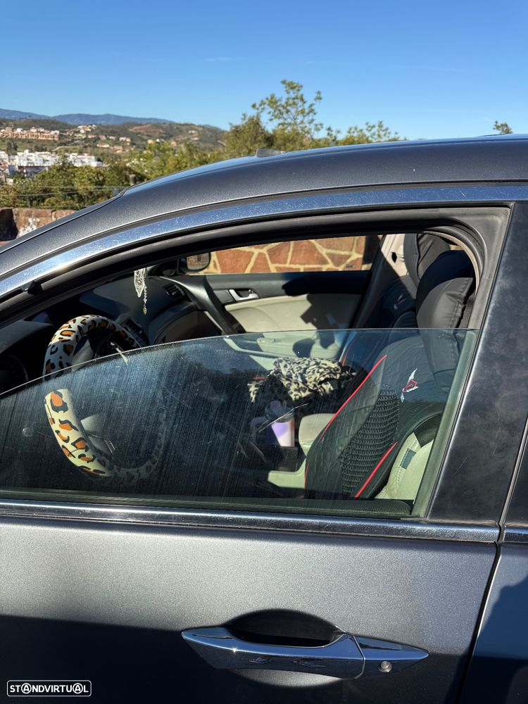 Honda Accord 2.2 i-DTEC Elegance E.Limitada - 6