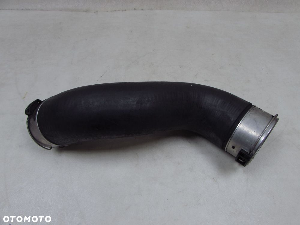 MERCEDES W204 LIFT 2.2 CDI 651 12-18 RURA PRZEWOD CHLODNICY POWIETRZA INTERCOOLERA A2045286682 - 3