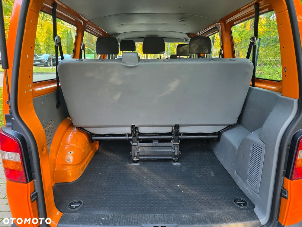 Volkswagen Transporter - 18