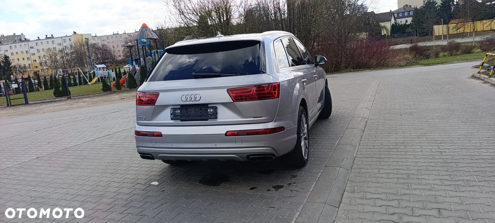 Audi Q7 - 17