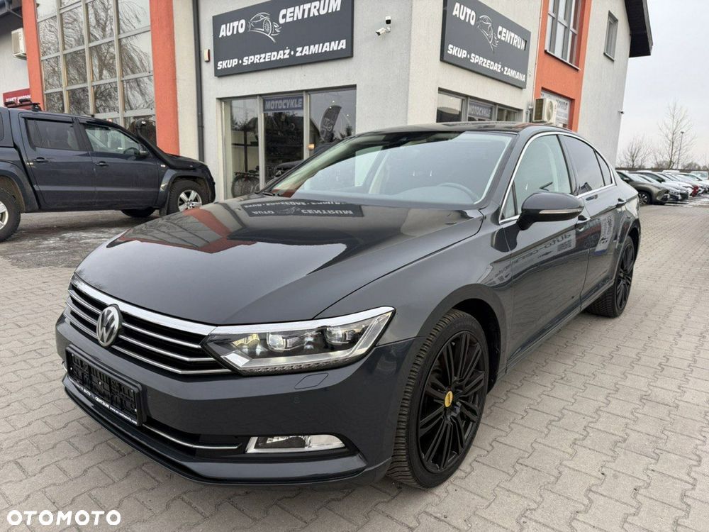 Volkswagen Passat 1.6 TDI SCR DSG Comfortline - 3