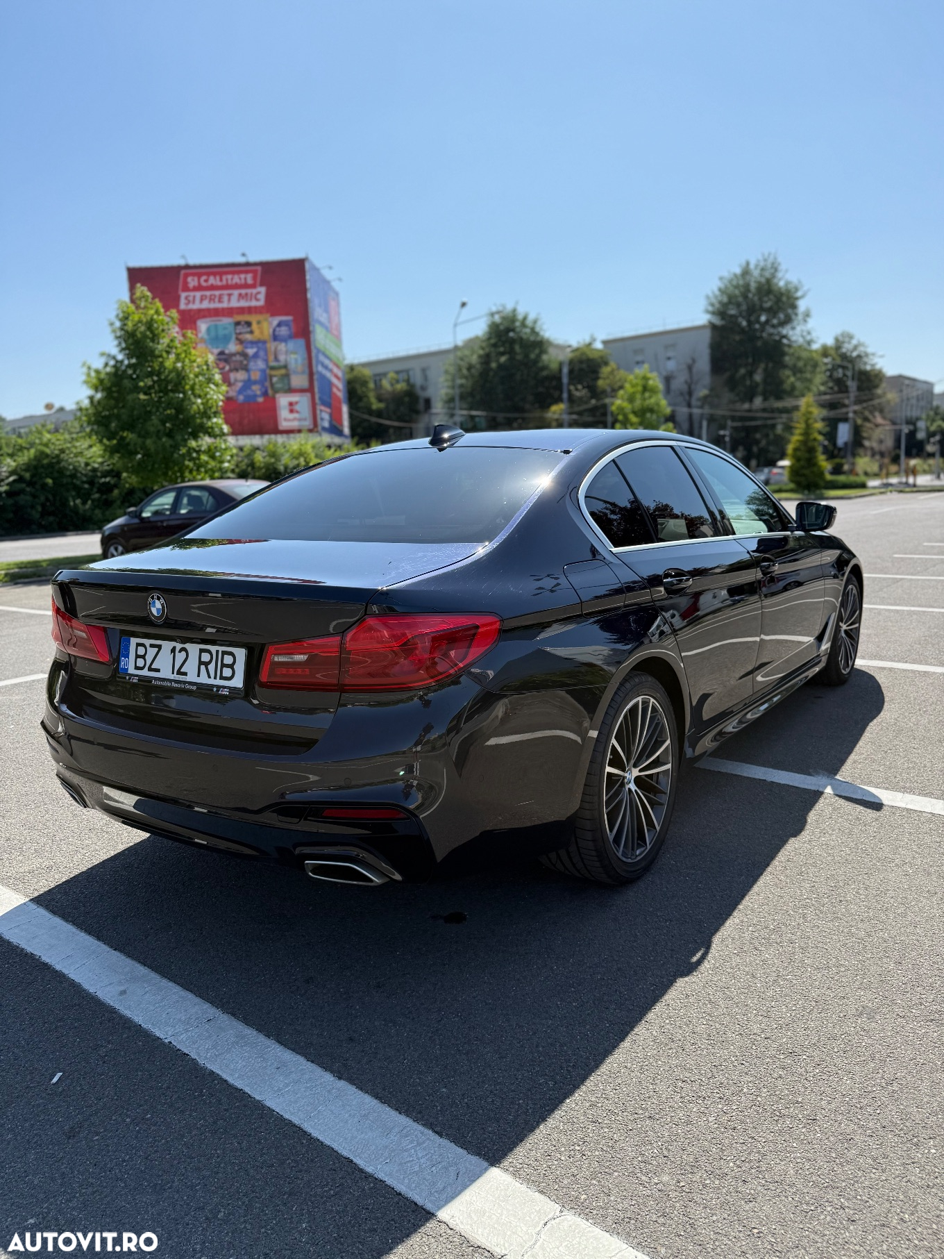 BMW Seria 5 520d xDrive AT - 10