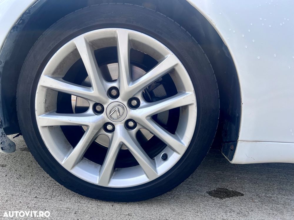 Lexus Seria IS 250 2.5 V6 Aut Executive - 7