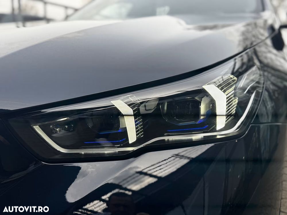 BMW Seria 5 550e xDrive Aut. - 11