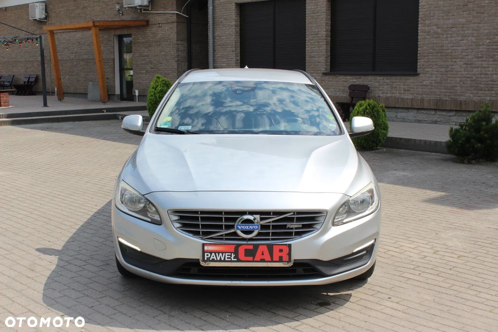 Volvo V60 D2 - 2