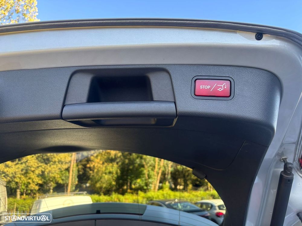 Mercedes-Benz GLA 180 d Urban Aut. - 13