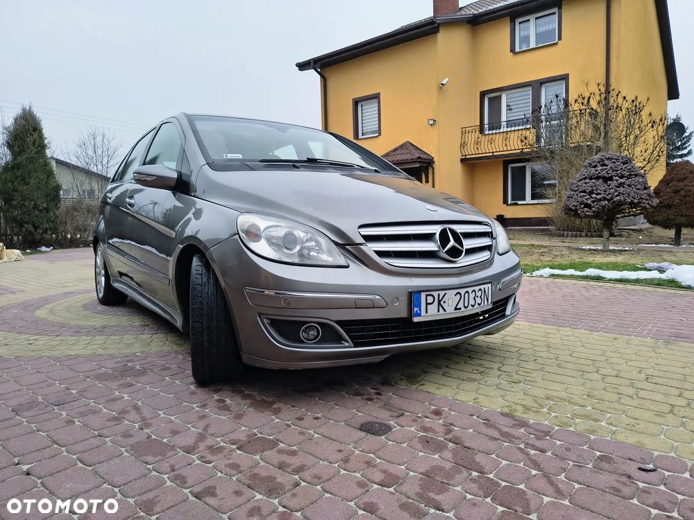 Mercedes-Benz Klasa A 180 CDI Special Edition - 23