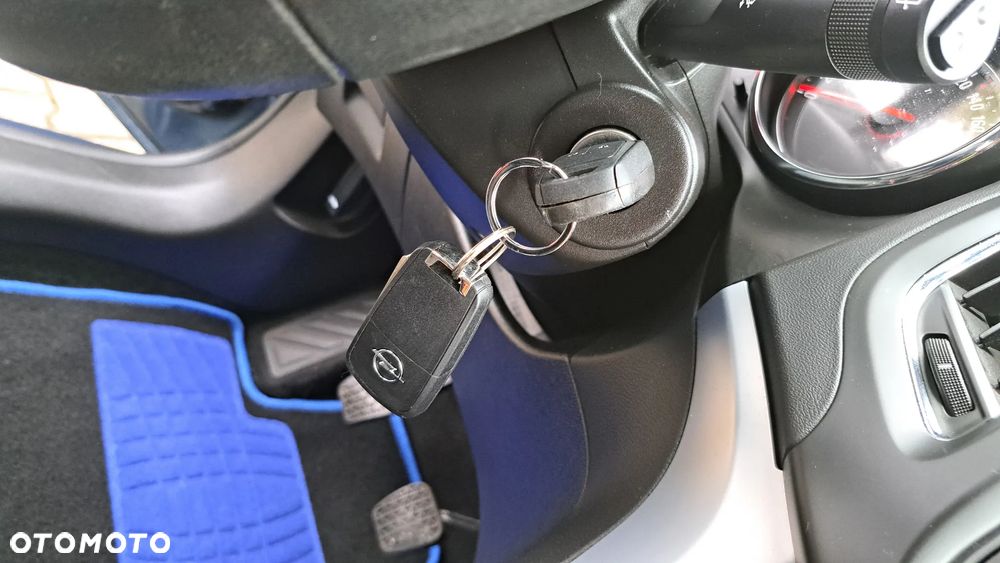 Opel Zafira Tourer 1.4 Turbo Edition - 21