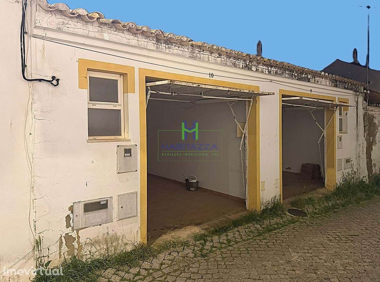 Prédio Urbano destinado a Estacionamento Coberto passível de Conversão - Grande imagem: 2/9