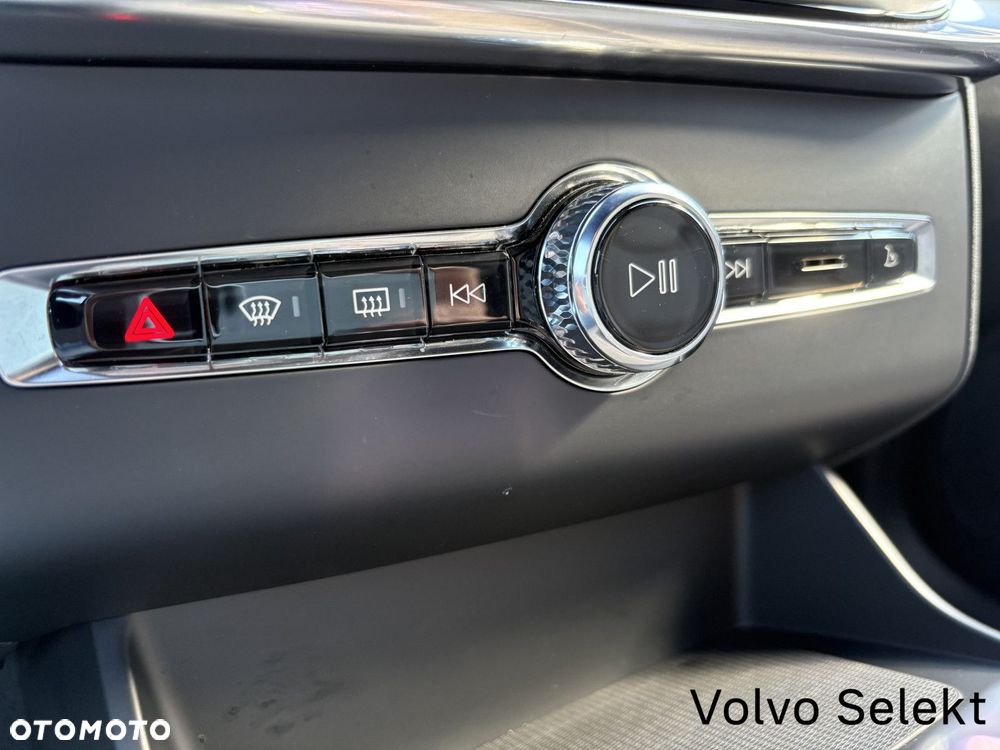 Volvo XC 90 - 17