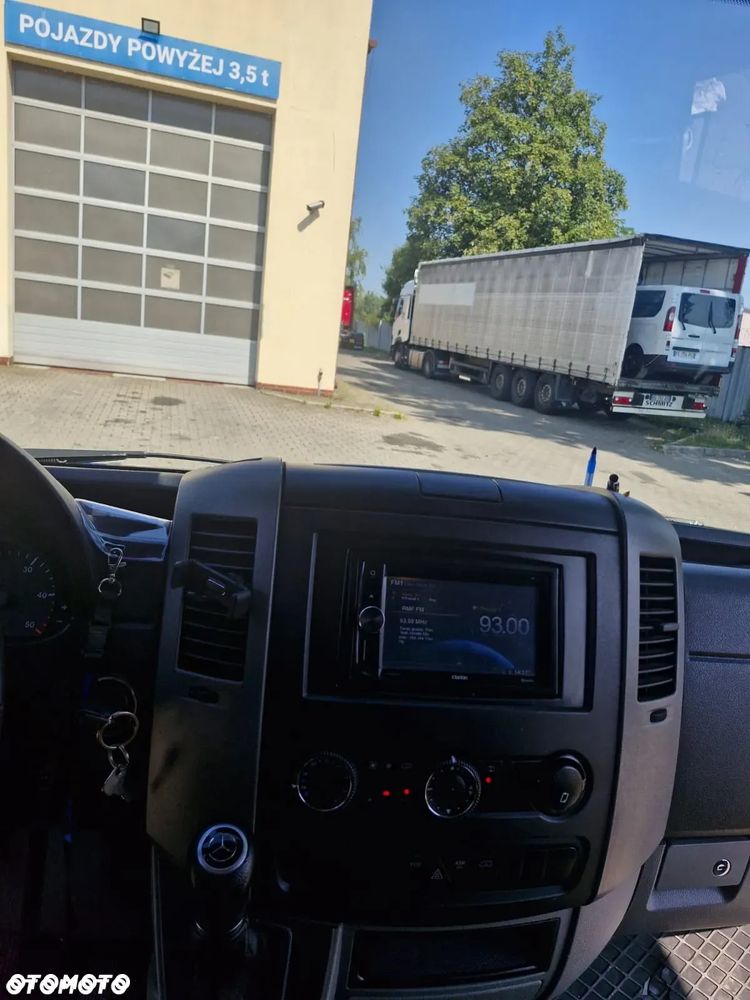 Mercedes-Benz Sprinter - 5