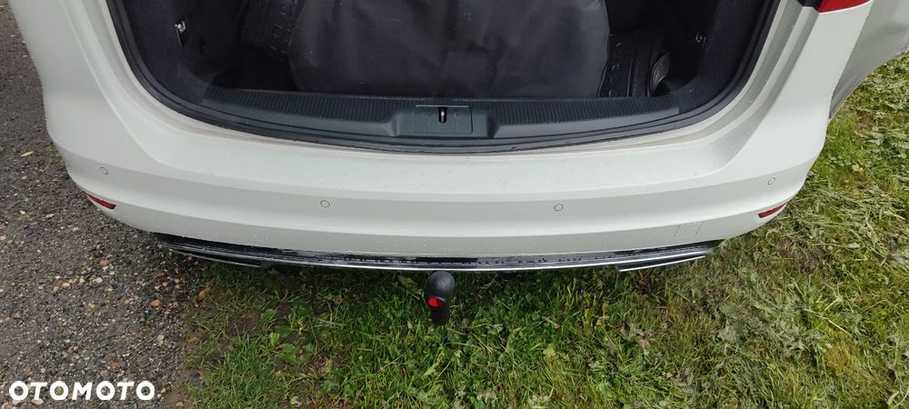 Volkswagen Sharan 2.0 TDI Highline DSG - 24