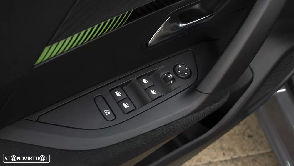 Peugeot e-2008 54 kWh Active - 19