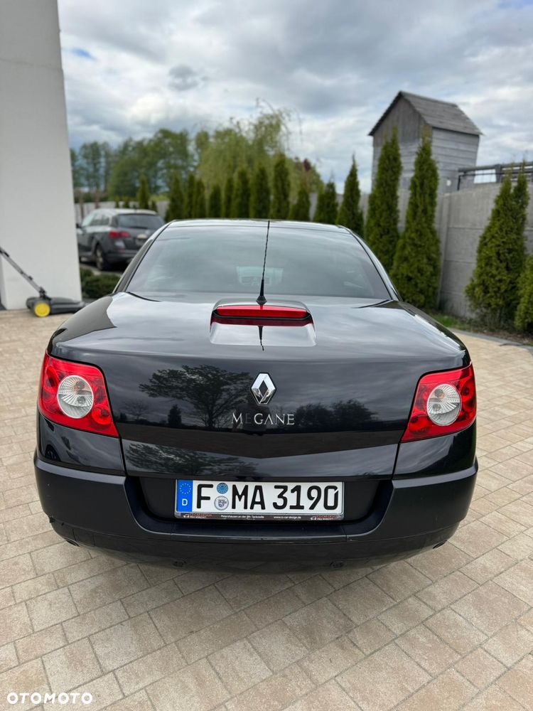 Renault Megane 1.6 Dynamique - 16