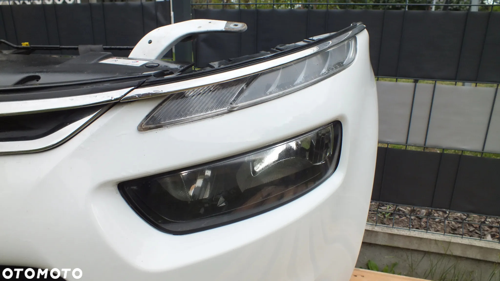 Kompletny zderzak przedni Citroen C4 Picasso 2 - 6