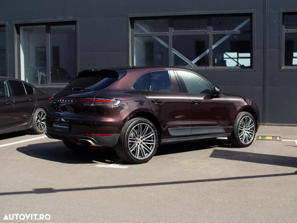 Porsche Macan - 40
