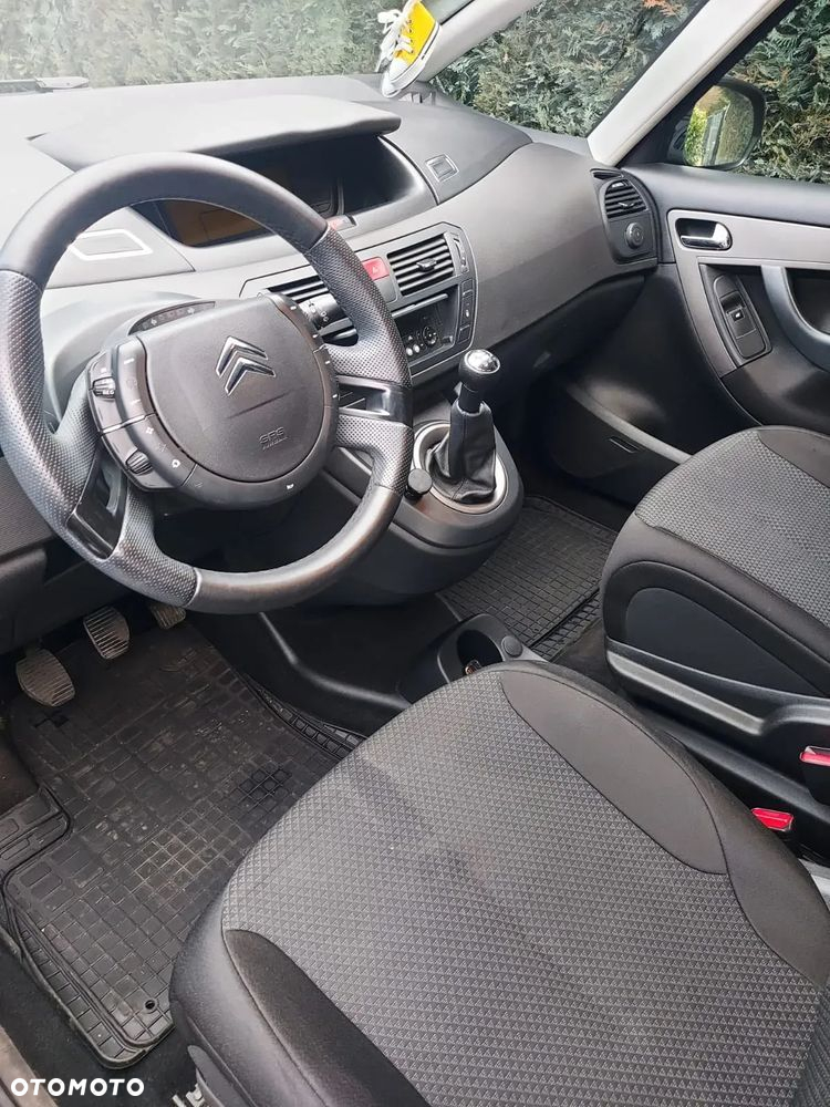 Citroën C4 Picasso - 26