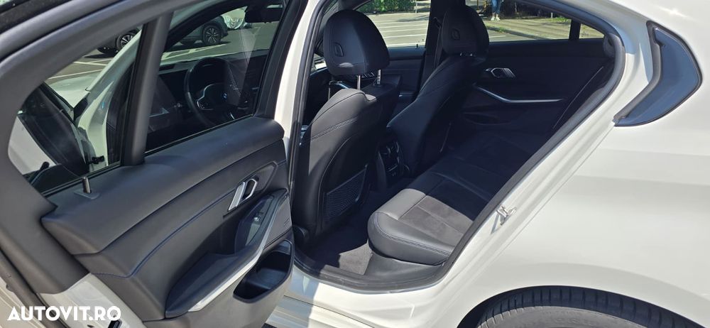 BMW Seria 3 330e xDrive AT PHEV - 4