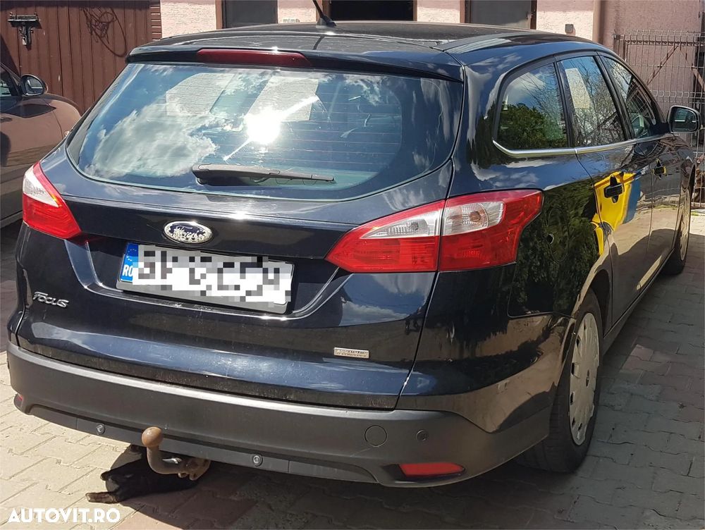 Ford Focus 1.6 TDCI ECOnetic 88g Start-Stopp-System Titanium - 4