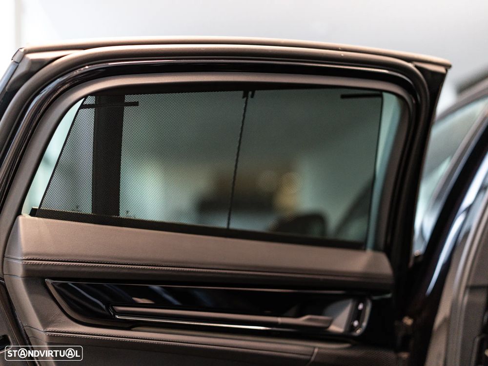 Porsche Panamera 4 E-Hybrid - 49